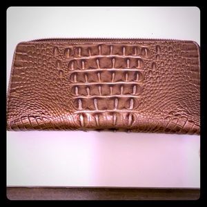 Large Brahmin wallet/wristlet